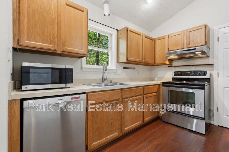 106 Laura May Ln - Photo 6 of 17