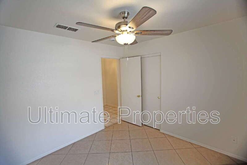 1810 N 88th Ave - Photo 6 of 11