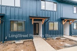 featured image of 820 S 19th St