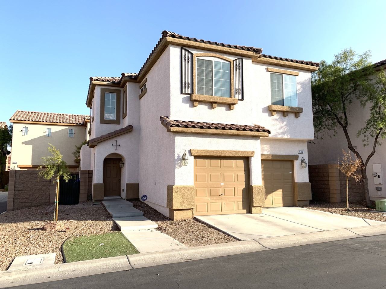 617 Palm Wash Ln #NA - Photo 2 of 19