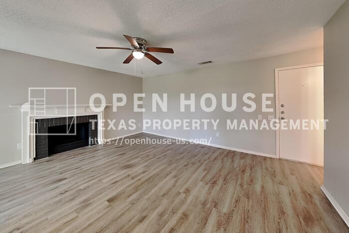 6869 Dogwood Ct - Photo 7 of 24