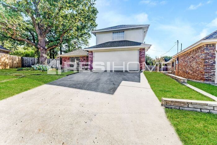 5104 Conchos Trl - Photo 2 of 19