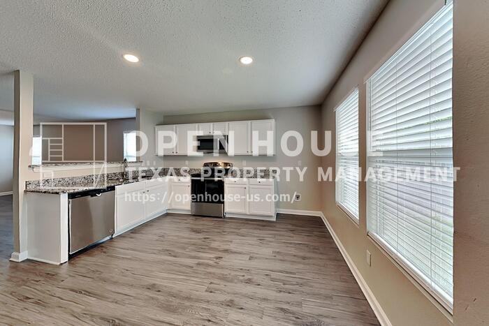 2505 Avalon Creek Way - Photo 7 of 21