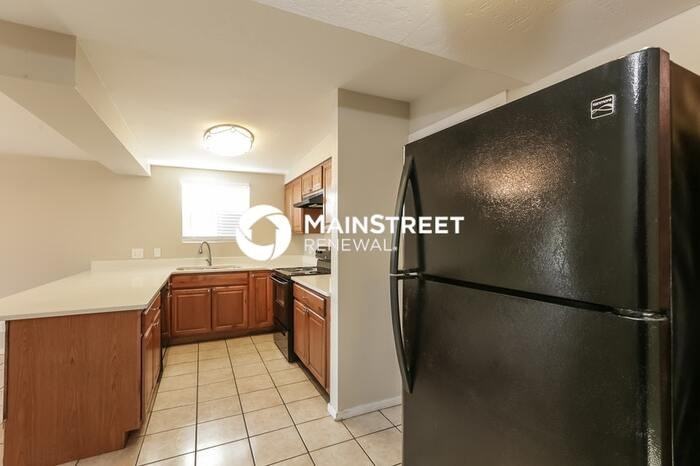 3810 W Townley Ave - Photo 4 of 16