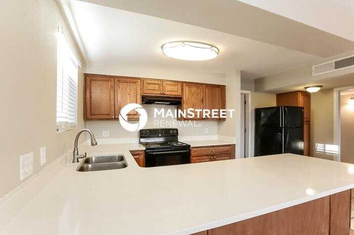 3810 W Townley Ave - Photo 5 of 16