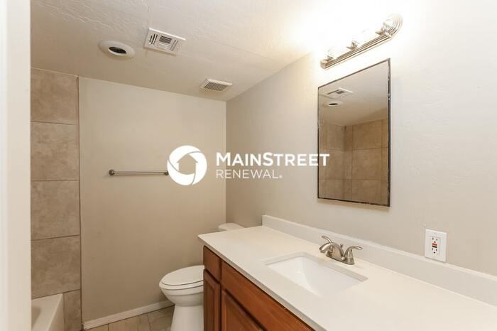 3810 W Townley Ave - Photo 7 of 16