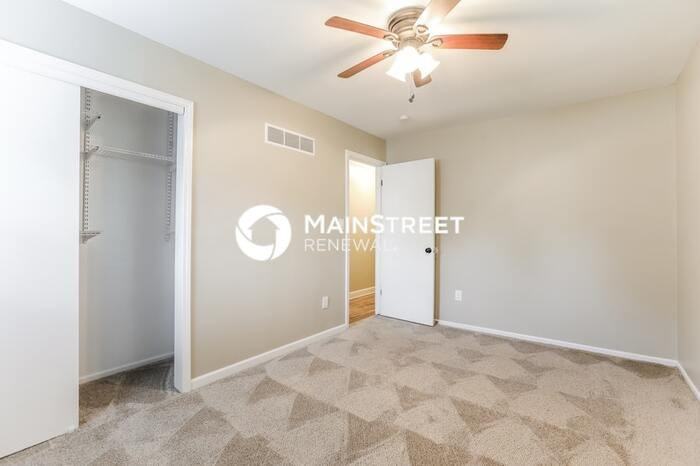 11955 Sycamore Ave - Photo 7 of 17