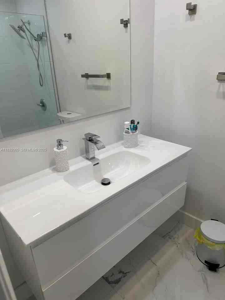 11360 Southwest 1st Street #504 - Photo 6 of 21