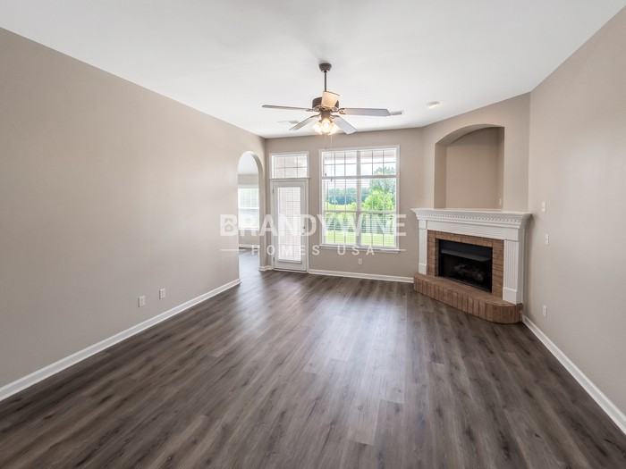1581 Farkleberry Dr - Photo 4 of 29