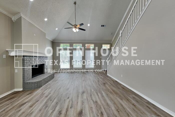 2400 Sunflower Ln - Photo 4 of 20