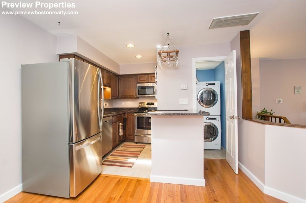 Brainerd Rd #304 - Photo 2 of 25