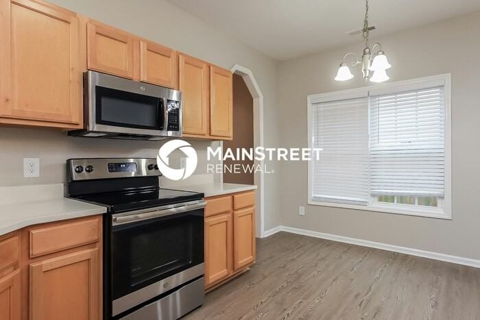 6032 Brambleberry Way - Photo 7 of 17