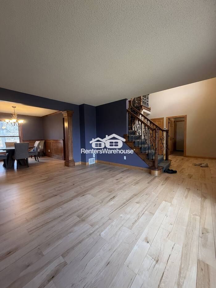 18995 31st Pl N - Photo 7 of 35