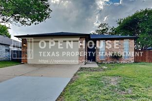 912 Fenway Ln - Photo 1 of 1