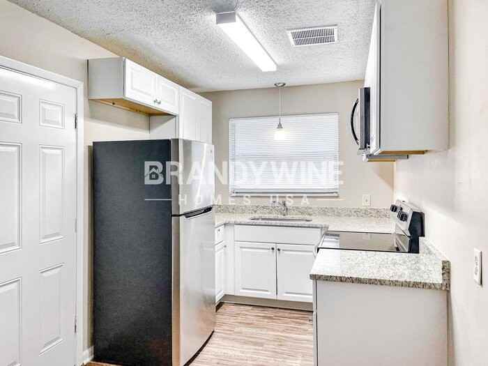 4503 Anvers Blvd - Photo 4 of 12