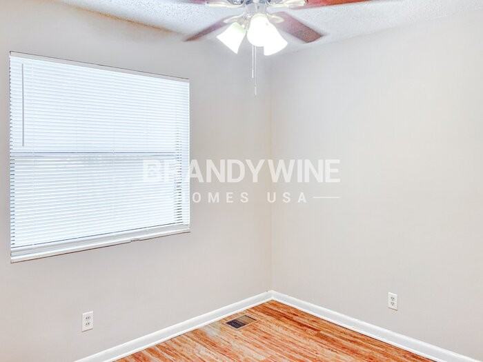 4503 Anvers Blvd - Photo 7 of 12