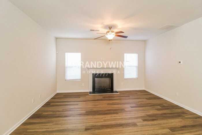 604 Armitage Way - Photo 2 of 25