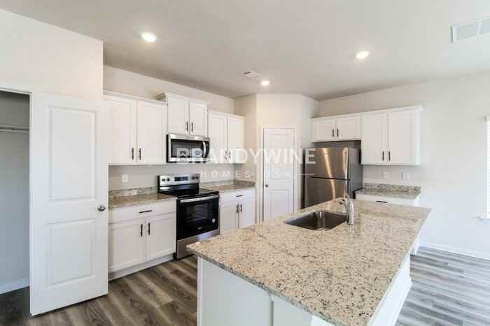 148 Avondale Blvd - Photo 6 of 24