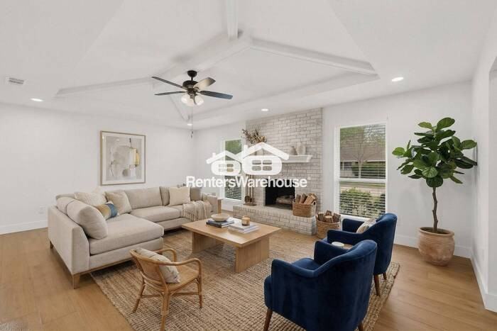 2140 Hondo Dr - Photo 6 of 43