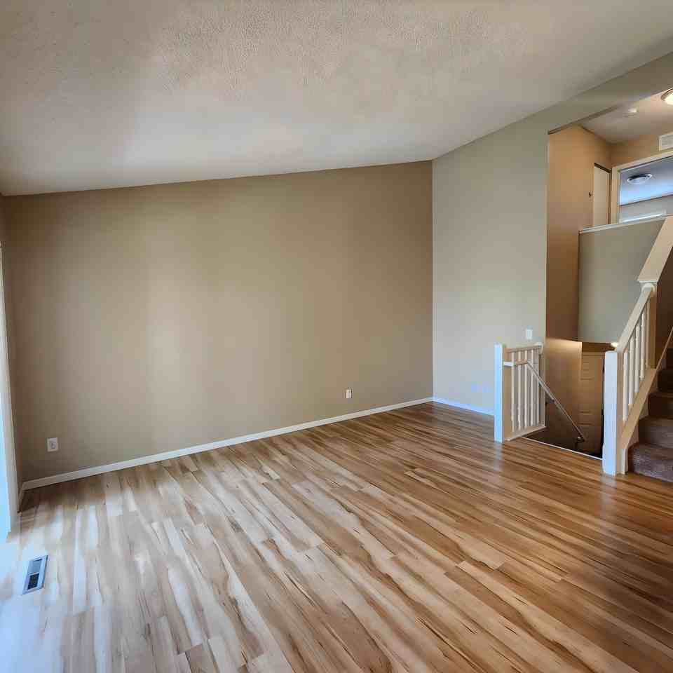 867 Wescott Sq #867 - Photo 7 of 46