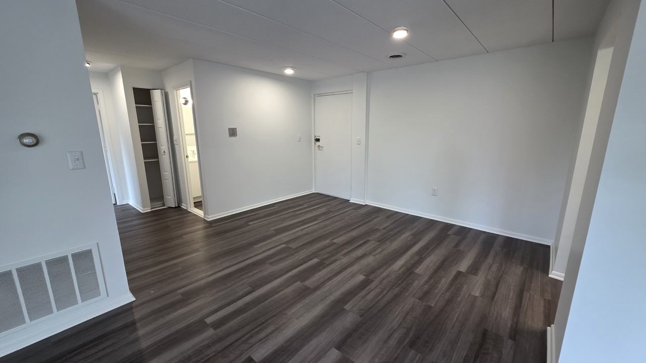 11 Hill Rd - Photo 3 of 15