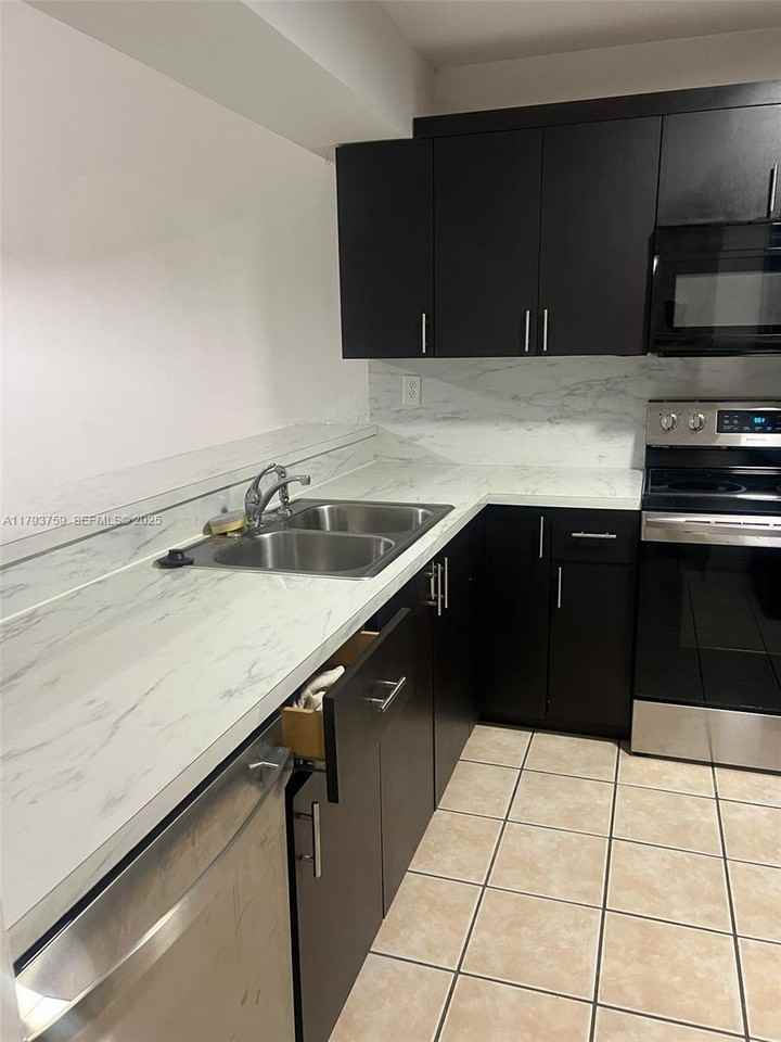 13301 Southwest 88th Terrace South #A - Photo 2 of 16