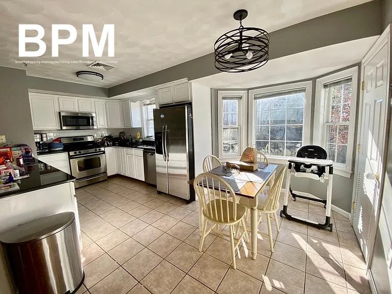 2 Ricciuti Dr #5 - Photo 4 of 6