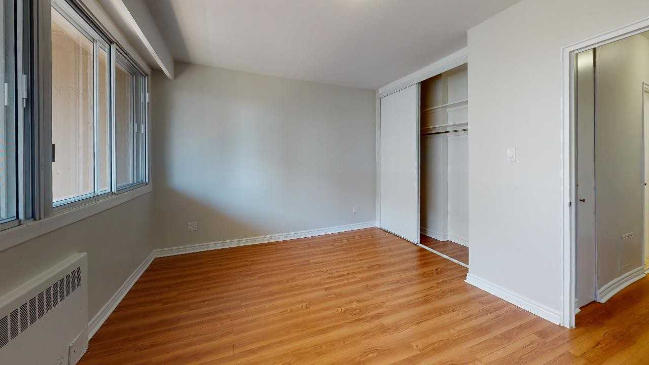 5550 Av Trent — photo 3