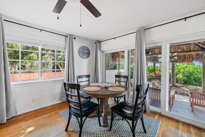 381 Zenith Lane - Photo 4 of 11