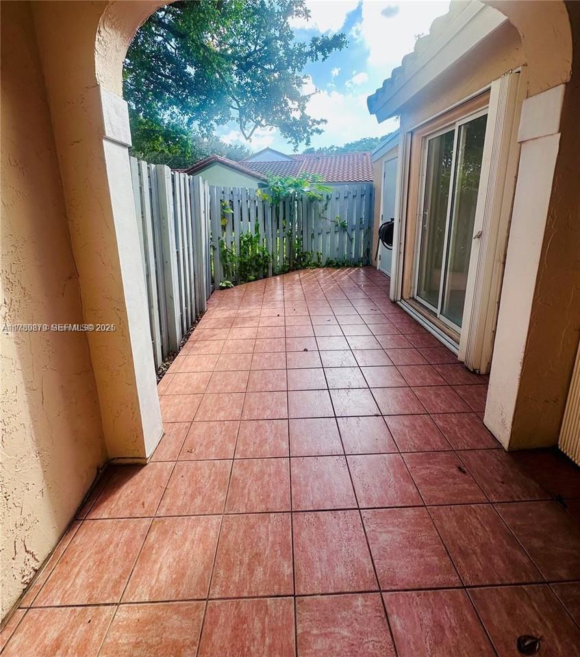 1487 Springside Drive #1487 - Photo 5 of 12