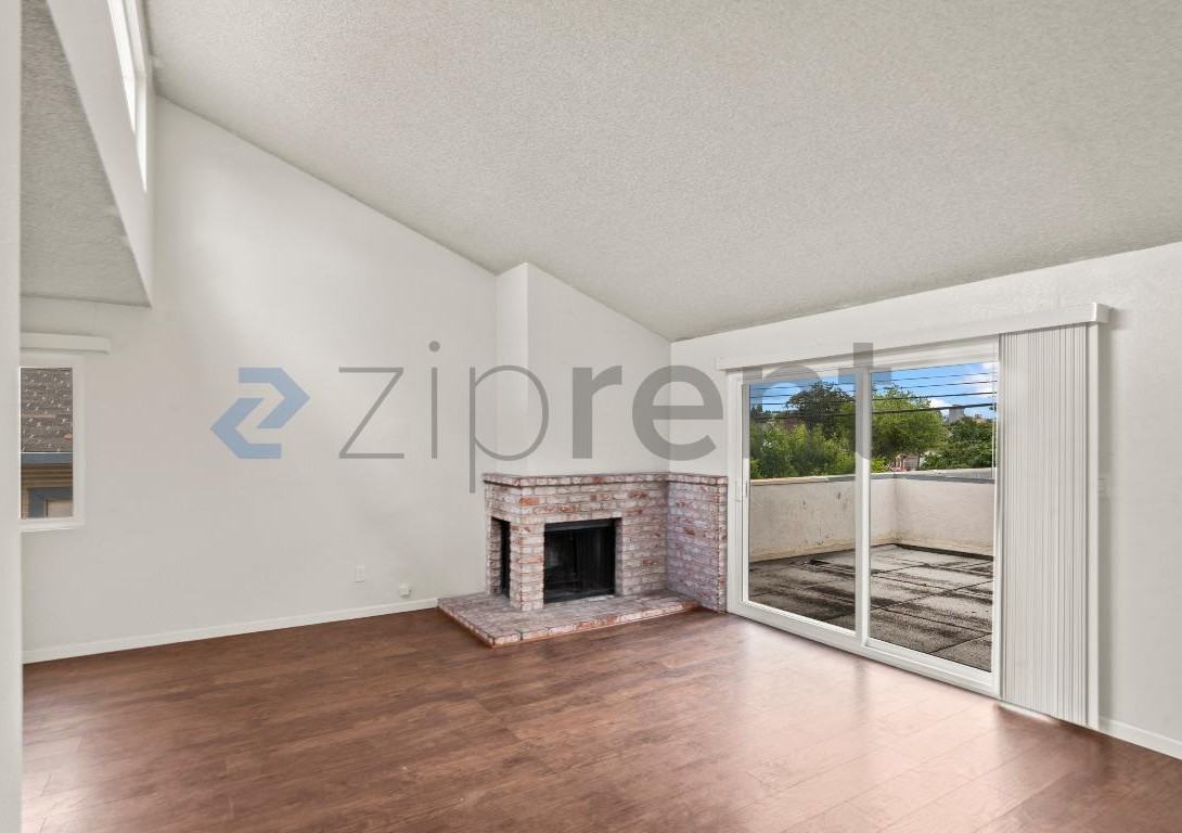 2837 55th Ave #4 - Photo 6 of 31