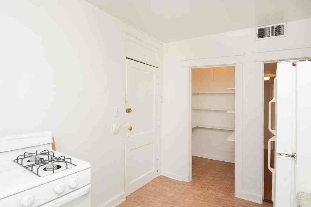 2518 N Kedzie Blvd #CN - Photo 4 of 20