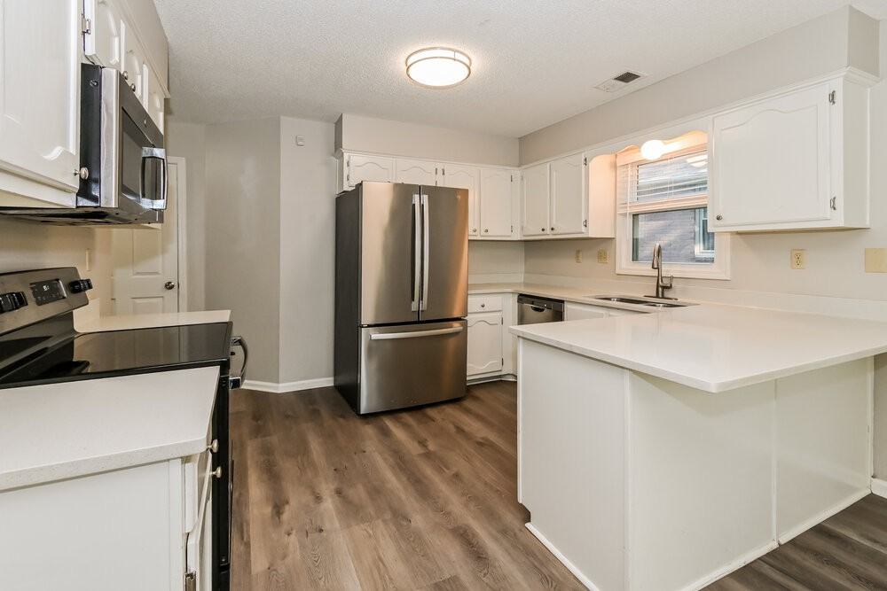 7653 Dexter Run Cir - Photo 7 of 16