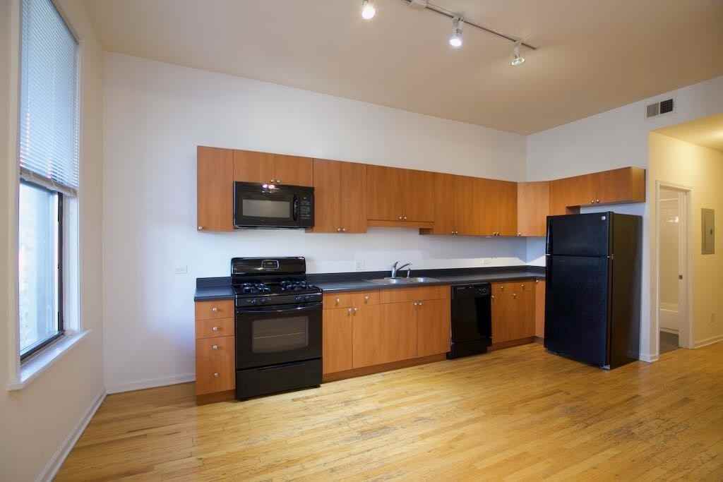 1811 N Milwaukee Ave #RA10 - Photo 3 of 20