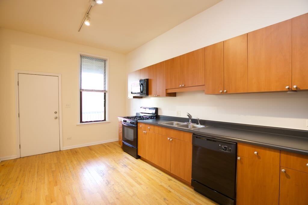 1811 N Milwaukee Ave #RA10 - Photo 4 of 20