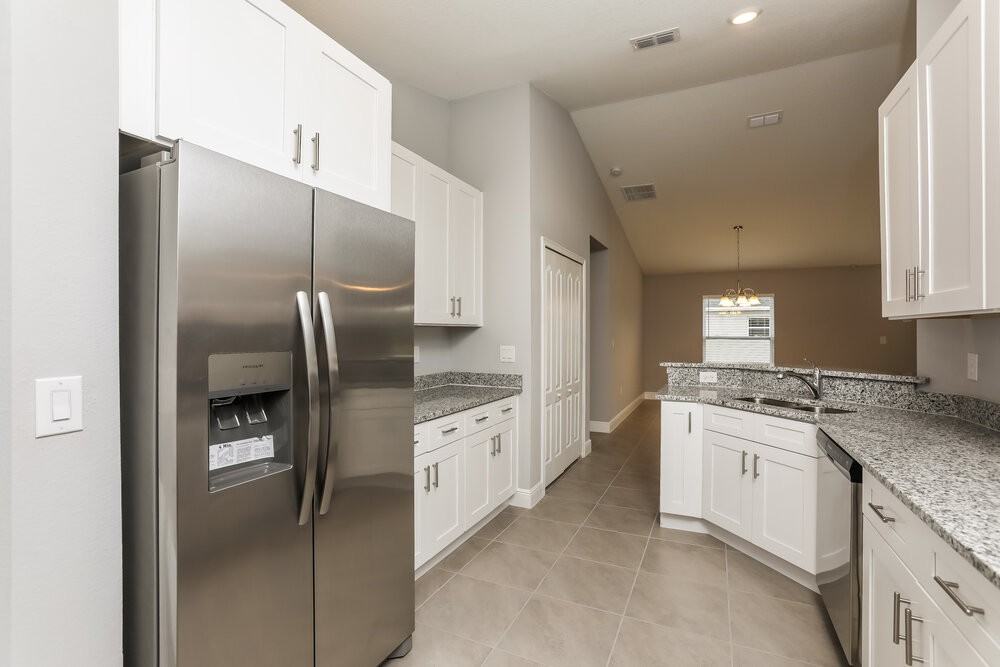 278 Beckenham Dr - Photo 7 of 16