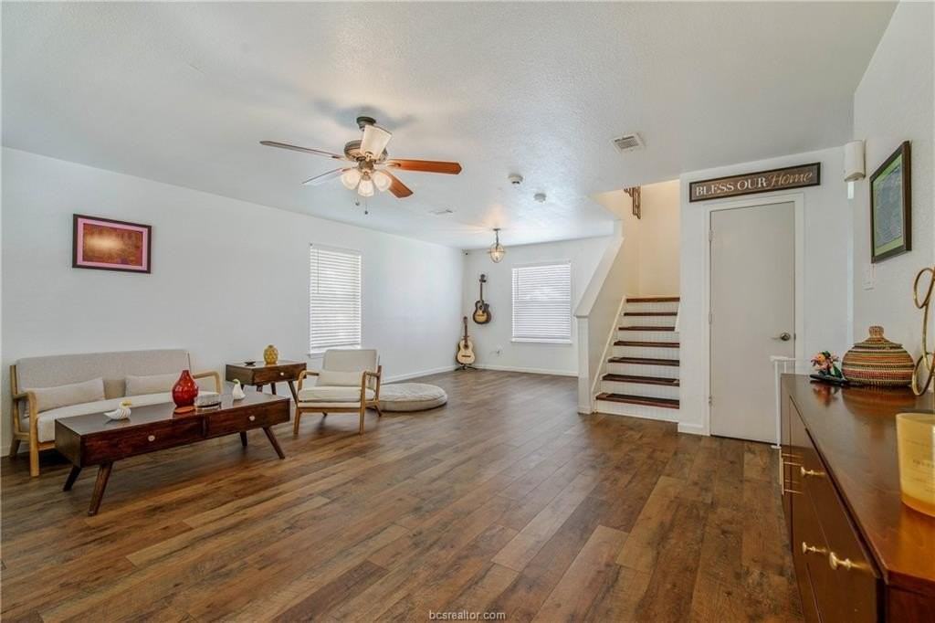 15236 Faircrest Dr - Photo 6 of 26