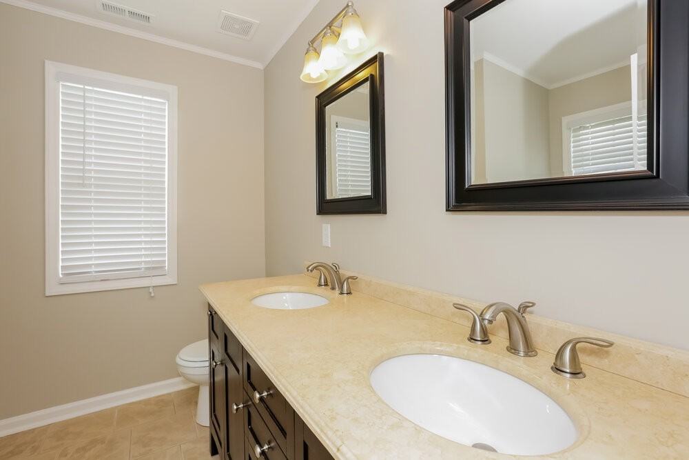 310 Tamarack Dr - Photo 7 of 14