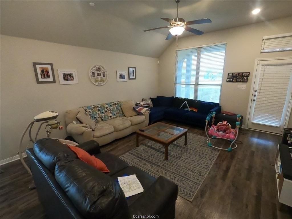 2007 Markley Dr - Photo 5 of 24