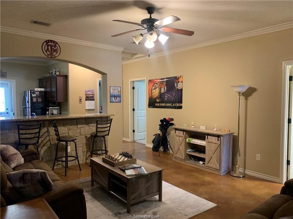 3329 Lieutenant Ave - Photo 3 of 9