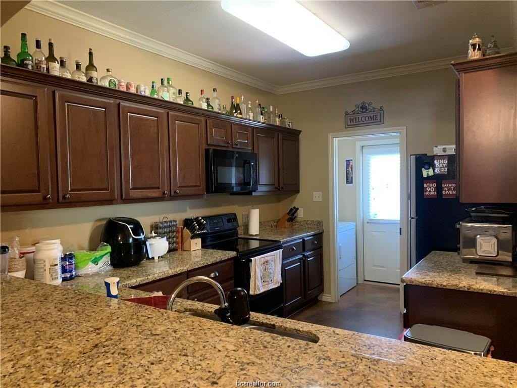 3329 Lieutenant Ave - Photo 4 of 9