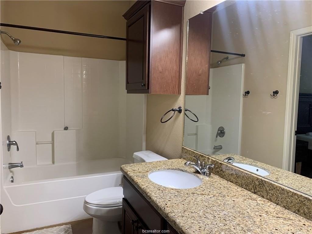 3329 Lieutenant Ave - Photo 7 of 9