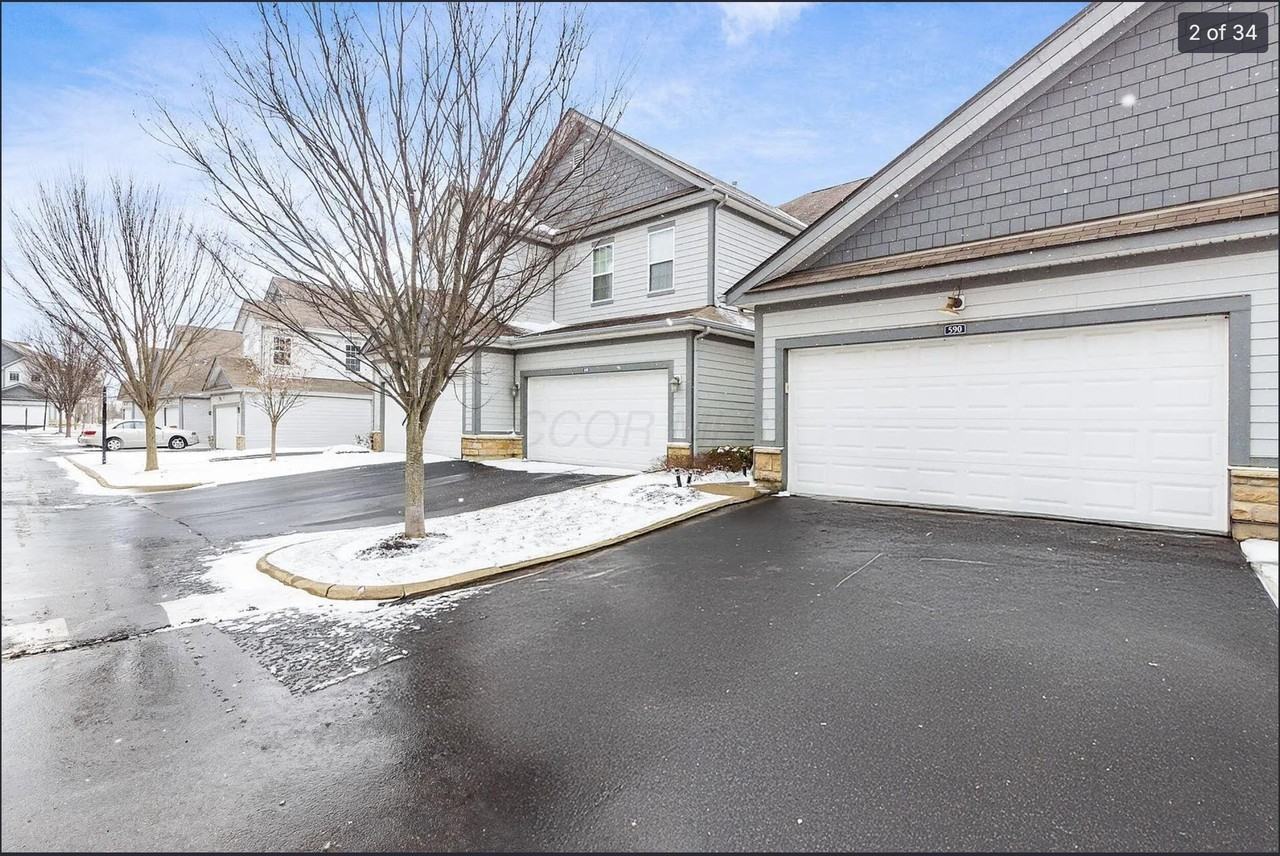 590 Redwood Ln - Photo 2 of 40