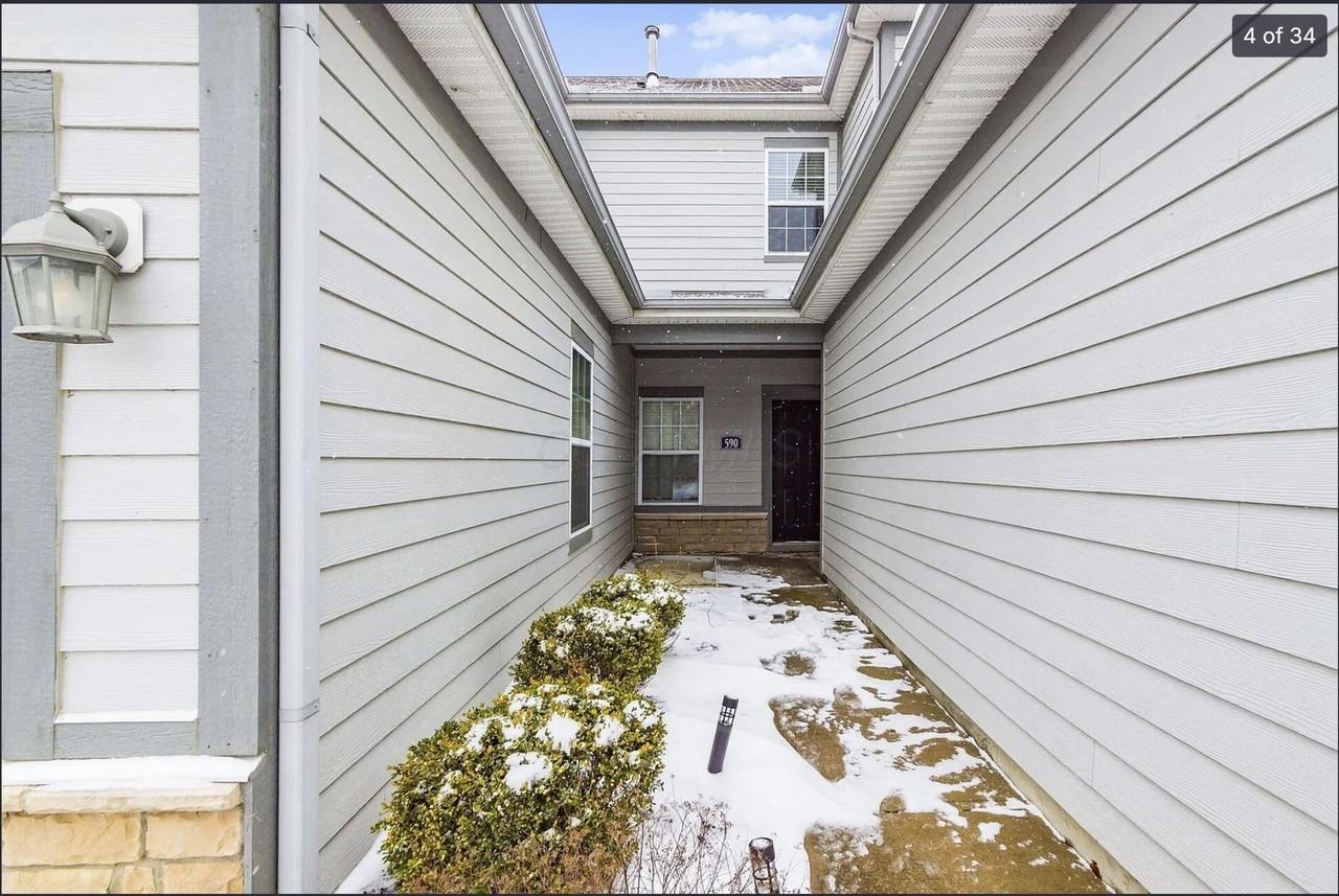 590 Redwood Ln - Photo 4 of 40