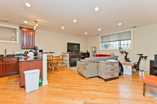 2414 W Moffat St #1 - Photo 1 of 1