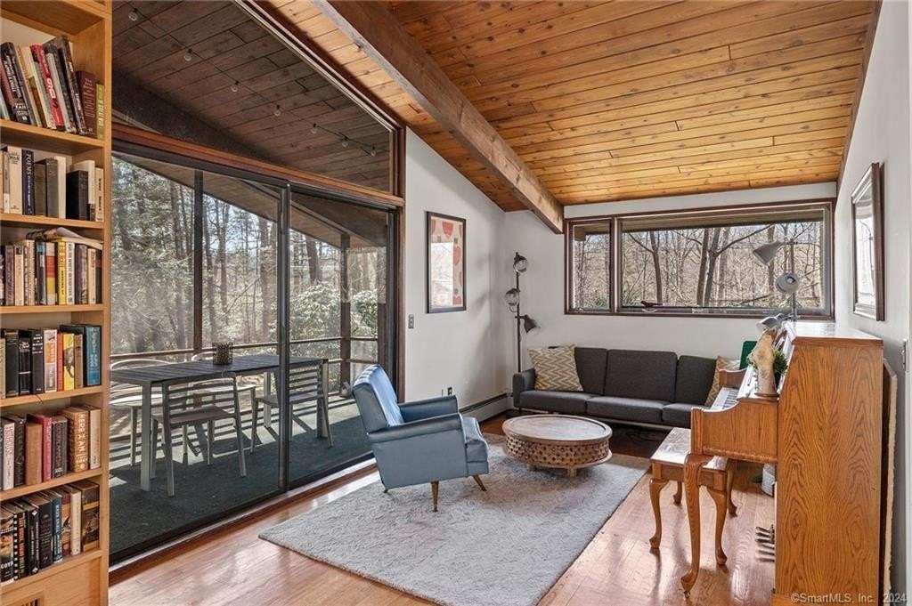 47 Florida Hill Rd - Photo 4 of 29