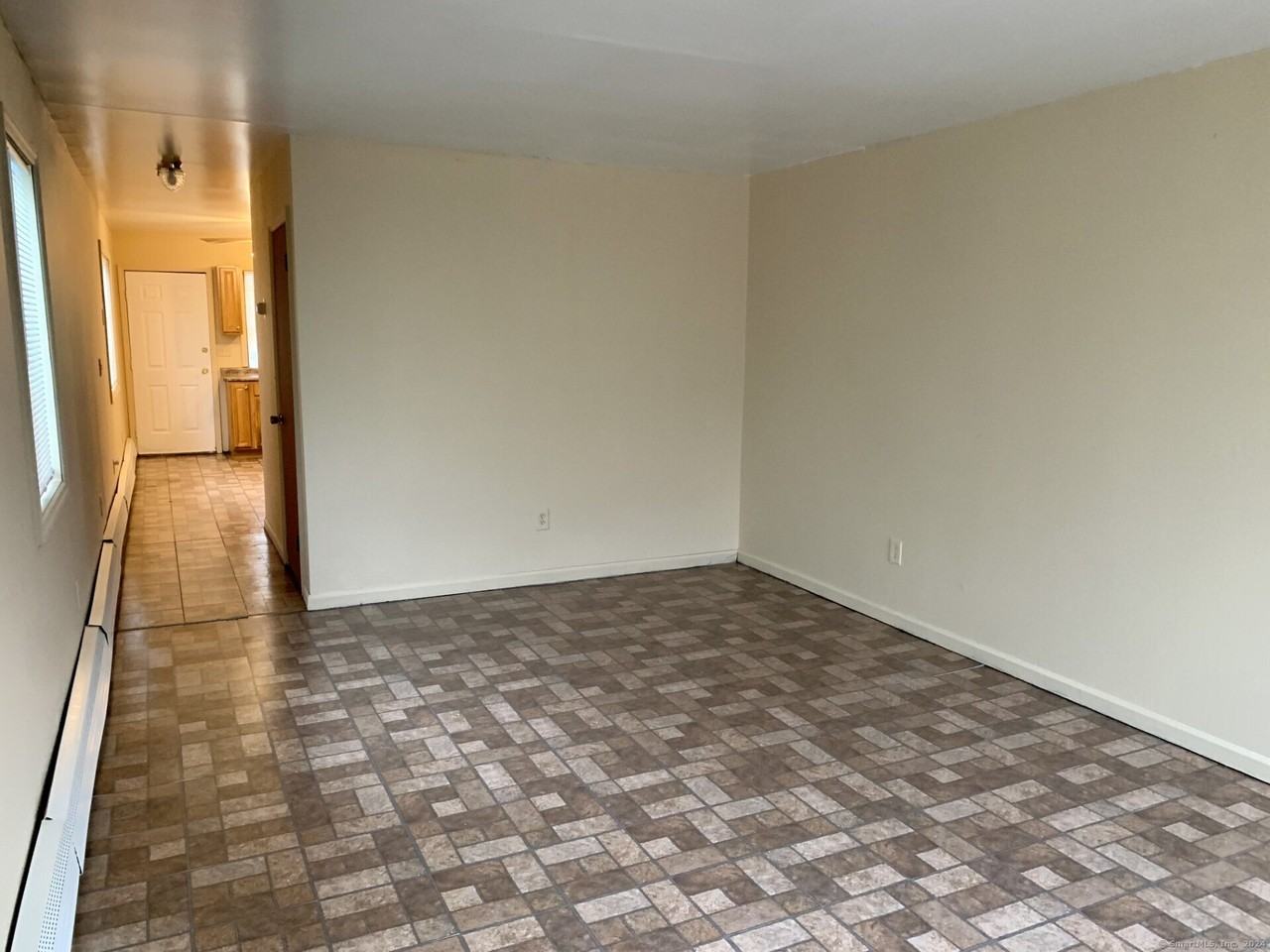 1380 Kossuth St - Photo 3 of 19