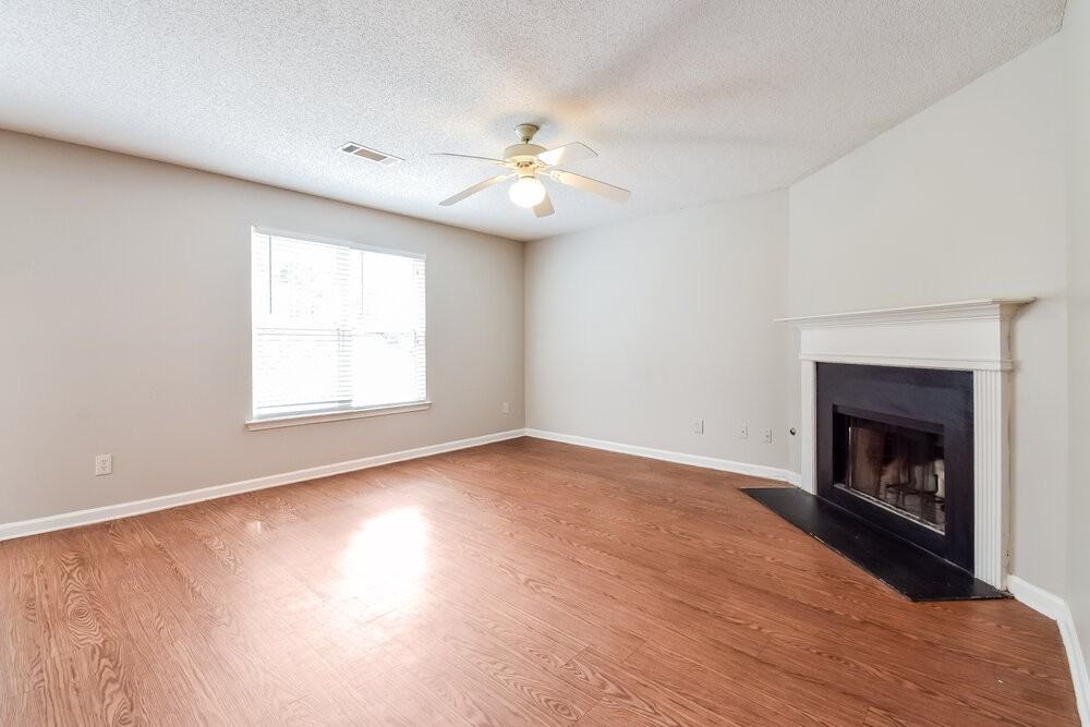 3038 Summer Breeze Dr - Photo 4 of 17