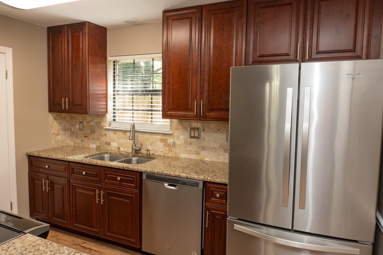 102 Brian Dr #23 - Photo 4 of 25