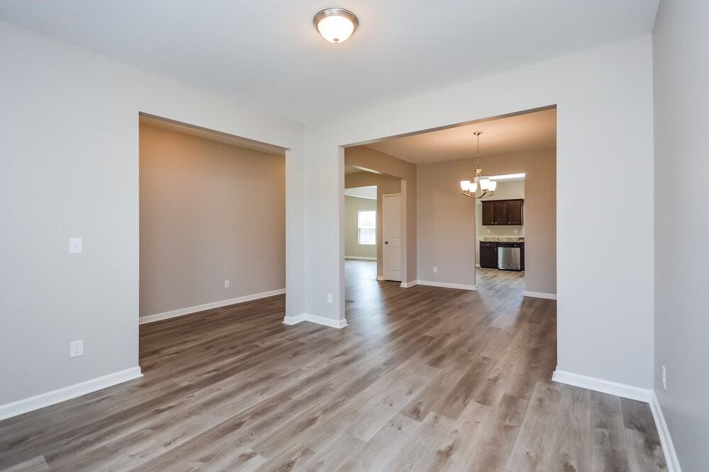 3458 Sandstone Trl Se - Photo 5 of 17